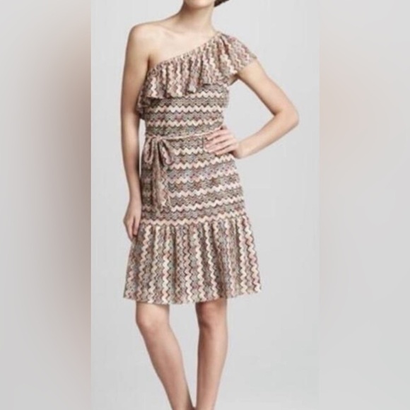 Trina Turk Dresses & Skirts - Trina Turk one shoulder dress